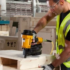 Bostitch Cloueur Nailer CT 70 Mm Max BOSTITICH - IC70-1-E