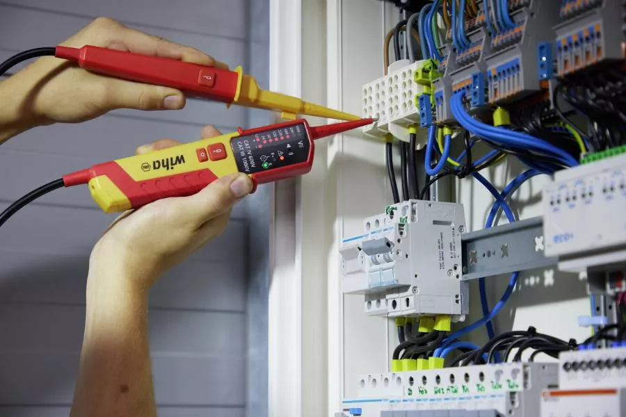 Testeur De Tension Et De Continuité WIHA 121 000 V AC CAT IV + 2x Piles AAA Incluses - 45216 – Image 4