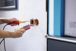 Testeur De Tension Et De Continuité WIHA 121 000 V AC CAT IV + 2x Piles AAA Incluses - 45216 -Maison Outil Boutique anw sb25516 voltage and continuity tester 12 1000v ac cat iv office wall 04 50572 en en