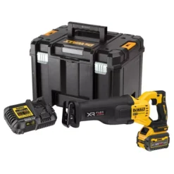 Scie Sabre XR DEWALT 18V 6Ah Li-Ion - DCS386T1-QW -Maison Outil Boutique dew00036